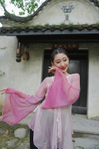 The defective price of clearance is not changed to the original ancient style of Roche lace tie V - collar