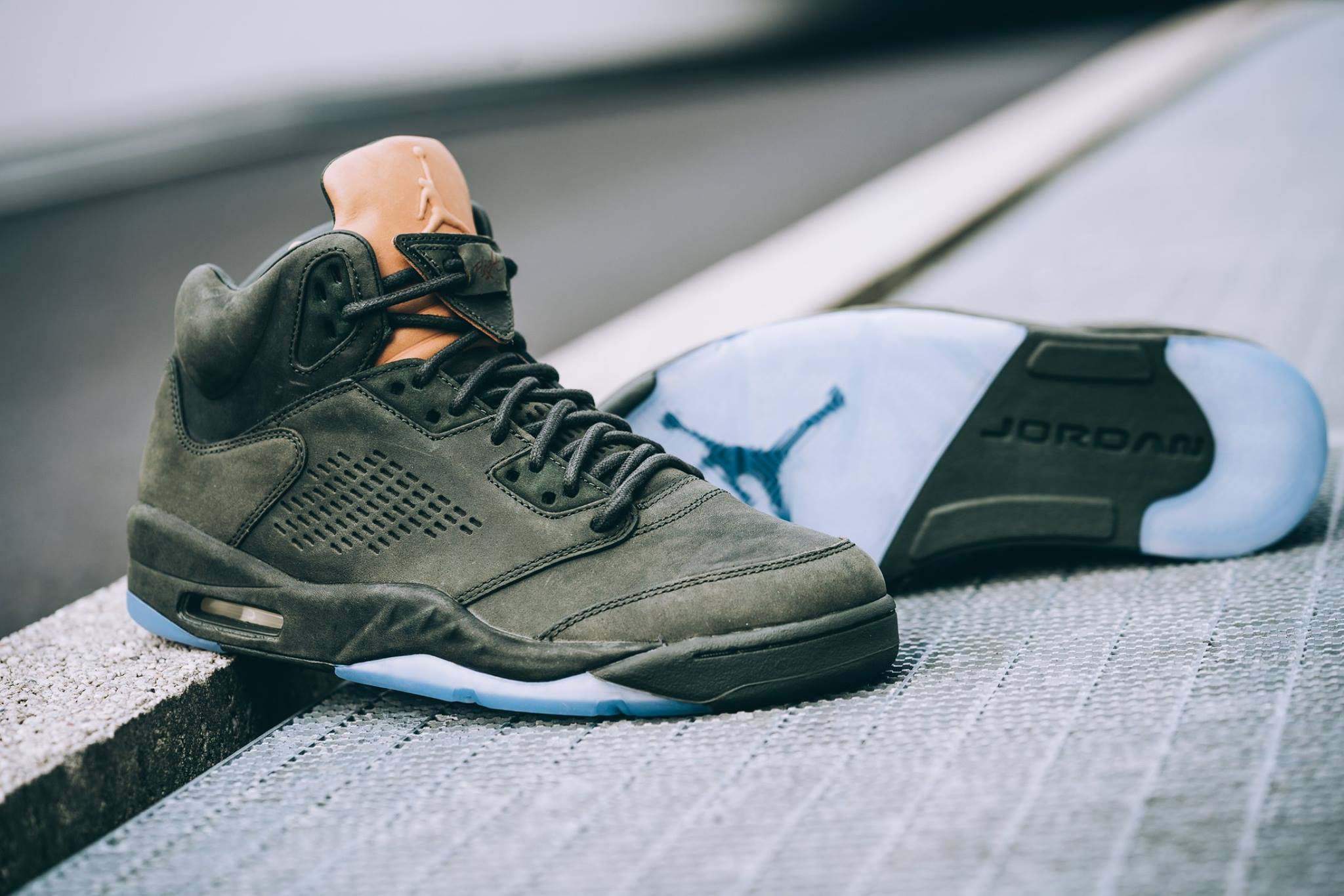 aj "巅峰" 系列鞋款