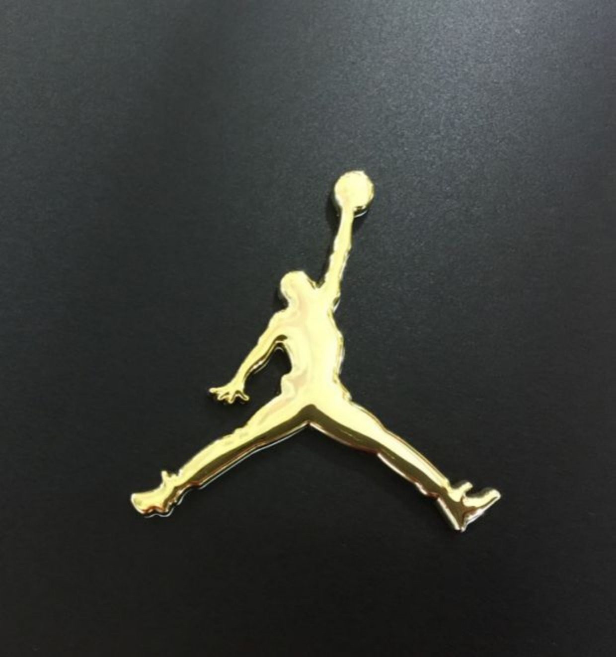 air jordan乔丹aj标志3d立体金属侧标黑色飞人汽车贴纸装饰贴车标