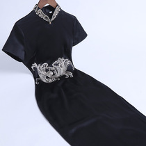 Qi Wei cheongsam improved version dress Chinese style retro temperament young long black Company annual performance costume