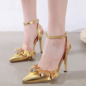 New style skirt personalized golden sandals in early spring 2020