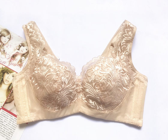 Lace vest thin cup large size no steel ring bra, 304 gathered and up -to -hand, auxiliary milk lady underwear bra Lace vest thin cup large size no steel ring bra, 304 gathered and up -to -hand, auxiliary milk lady underwear bra
