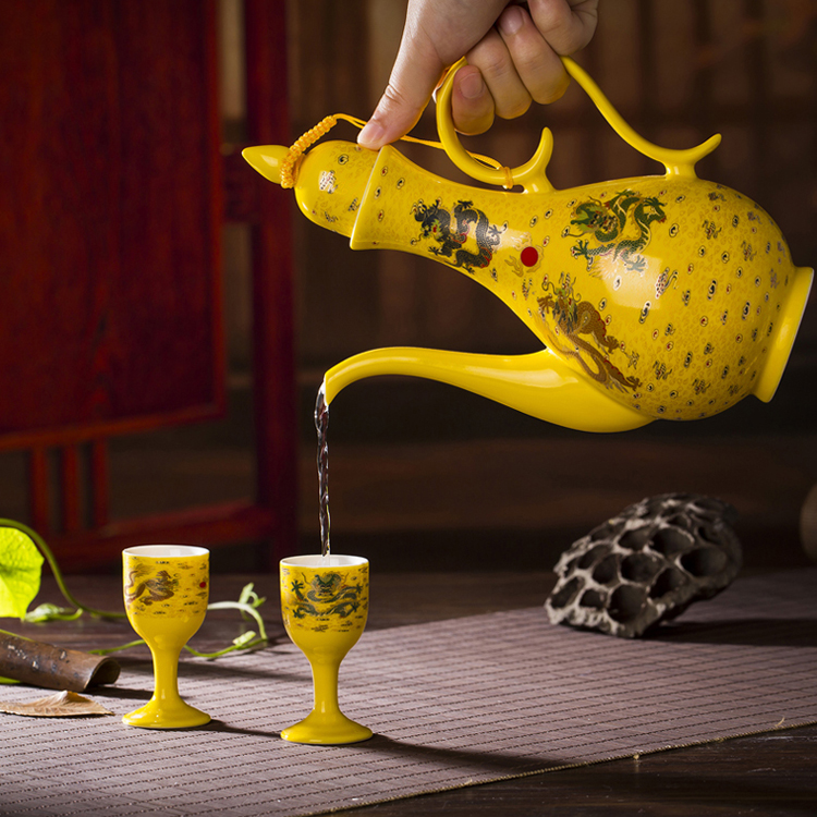 Jingdezhen ceramics hip household of Chinese style wine glass goblet suit liquor archaize huanglong