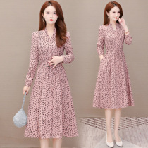 Floral dress spring and autumn 2021 New Womens Foreign style lace cover meat light mature wind long sleeve chiffon skirt