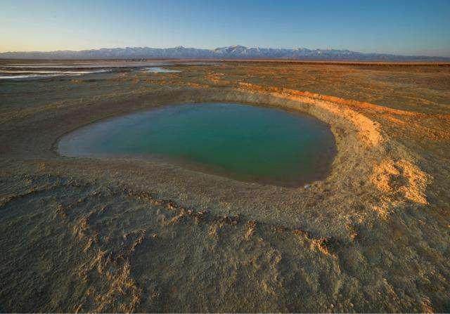 国内最奇怪的泉眼,植物,飞鸟不敢靠近?