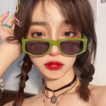 Green frame square sunglasses 2021 new fashion women summer seaside sunscreen photo round face small face wide edge sunglasses