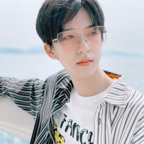 He Junlin with pink sunglasses mens summer travel box big face widened tide sunglasses womens seaside