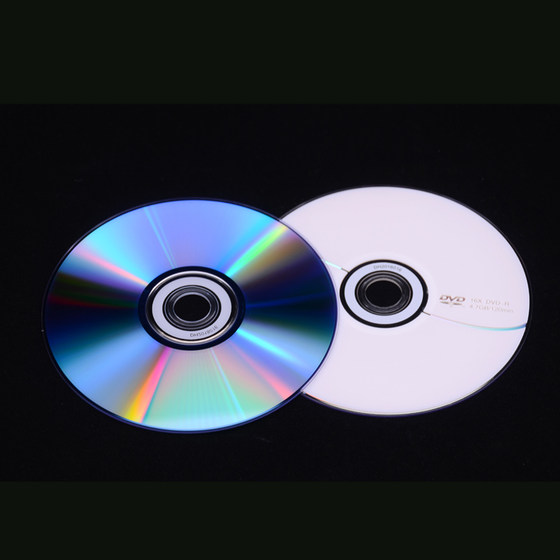원래 정통 딱따구리 DVD-R 4.7G 빈 디스크 불타는 디스크 비디오 파일 데이터 아카이브 디스크 원래 정통 딱따구리 DVD-R 4.7G 빈 디스크 불타는 디스크 비디오 파일 데이터 아카이브 디스크