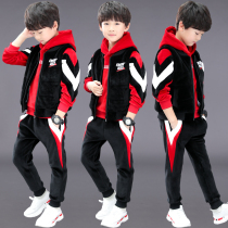 Childrens clothing boys suit autumn and winter clothes 2020 new middle and large childrens western style plus velvet thickened gold velvet sweater three-piece set