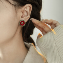 Small fragrant wind ancient bronze color metal 5 words round earrings female temperament 100 lap senior sense small crowdsourced s925 silver needle earrings