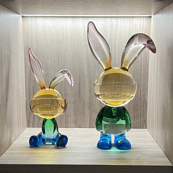 High-value lightning transparent rabbit ornaments for household use living room wine cabinet TV cabinet light luxury high-end gift gift decorations
High-value lightning transparent rabbit ornaments for household use living room wine cabinet TV cabinet light luxury high-end gift gift decorations