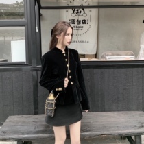 (Seconds Kill Clear Cabin) Black Noble Temperament Palace Gold Buckle Classic Lotus Leaf Pendulum Velvet Collar Jacket Jacket