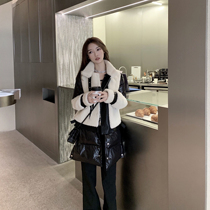 (5 fold clear cabin) (play with transfer deconstruction) black spelled milky white imitation lamb wool with long and warm cotton clothes