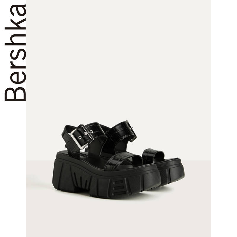 Bershka女鞋2020春夏新款欧美黑色厚底松糕运动凉鞋女11804560040
