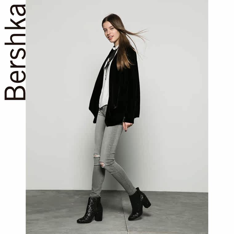 Bershka 超级弹力乞丐风高腰牛仔裤 05015936