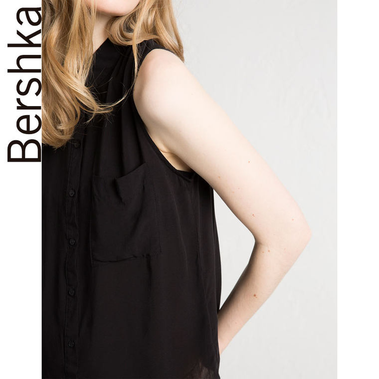 Bershka BSK 背部装饰女式上衣 00906880