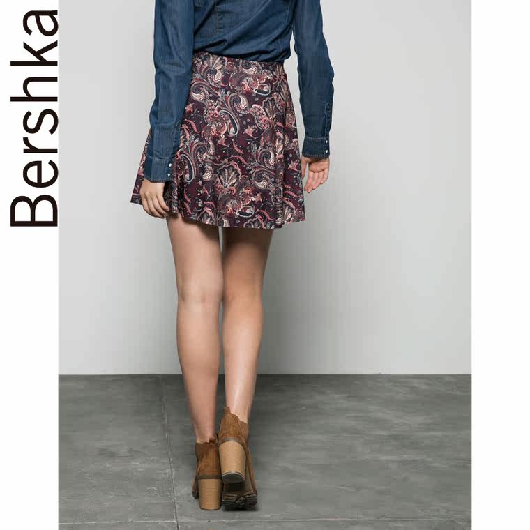 Bershka Bershka 滑雪款短裙 00625187