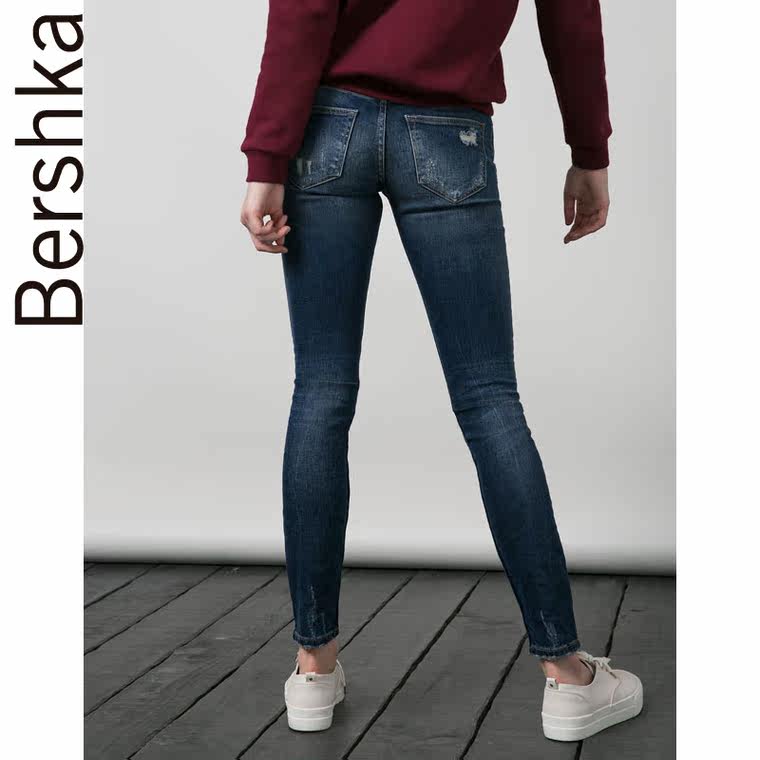 Bershka BSK 乞丐风直筒牛仔裤 05188969