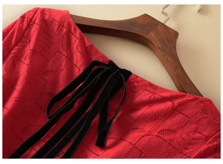 Một từ cổ áo ren váy retro màu đỏ mùa thu mới cao cấp tính khí mùa xuân và mùa thu quần áo của phụ nữ eo trung - A-Line Váy