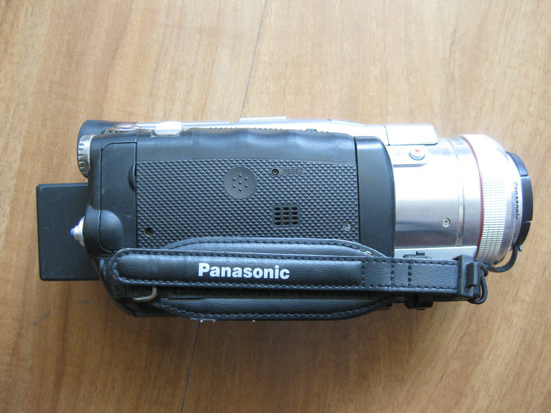 松下3ccd摄像机 dv摄像机 gs400 以前的高价便携机