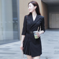 Summer New Ticket Strip Dress Closed Waist Seven-Mind Slipper Single Row Closed OL Dress