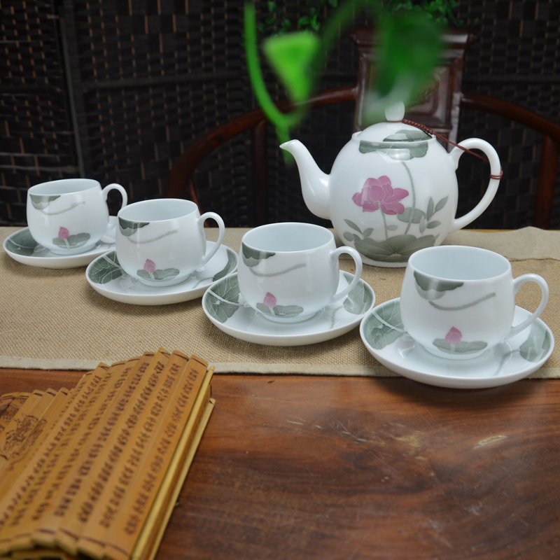 The Under glaze color porcelain kung fu tea set hand - made of high - capacity 9 cups and saucers office home tea gifts