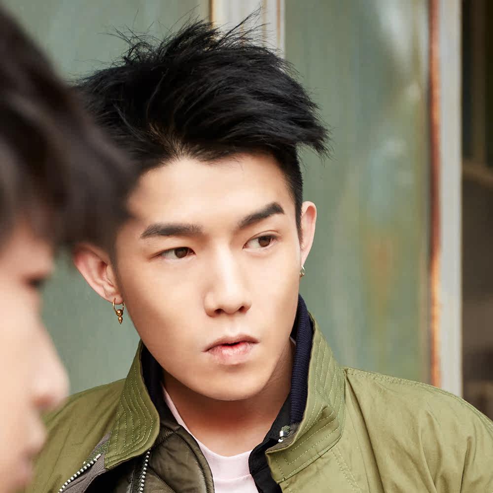 january 26丨明星穿搭&朱戬