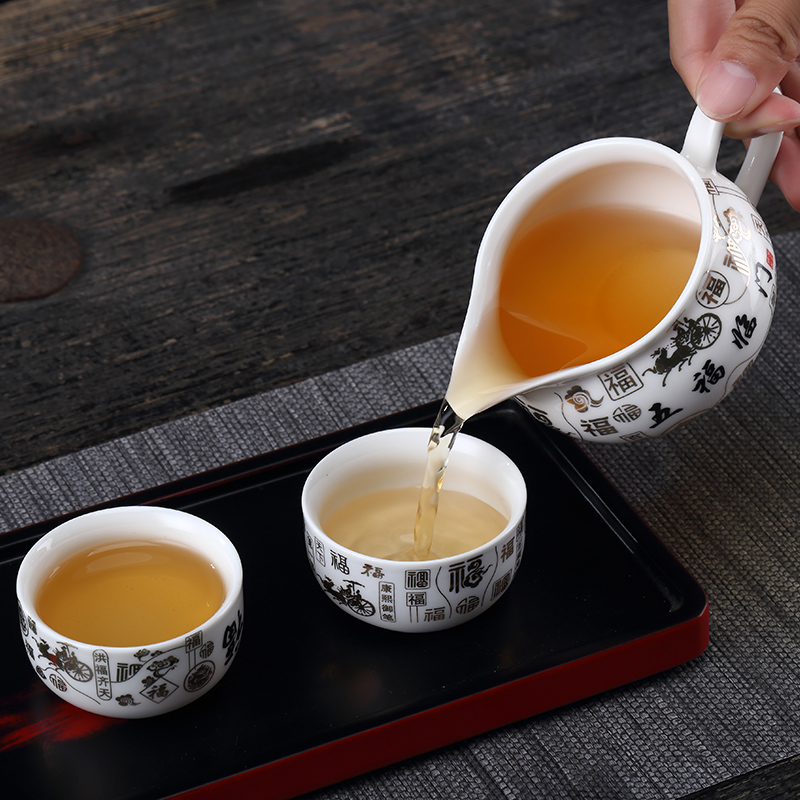 Automatic ceramic kung fu tea tea set lazy ideas prevent hot tea, a complete set of white porcelain teacup suit household