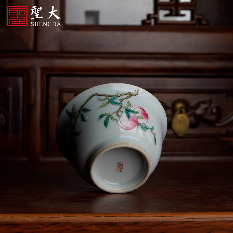 St the ceramic masters cup hand - made jingdezhen blue and white tie up branch lotus famille rose, peach sample tea cup tea kungfu tea cups