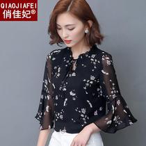 Chiffon shirt womens short-sleeved 2020 spring new floral cover belly is very fairy chiffon top thin foreign style small shirt