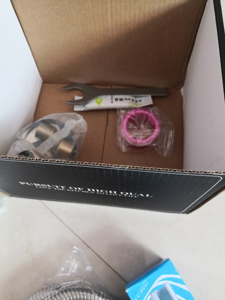 三联花洒收藏加购优先审核赠送好用吗？怎么样？多少钱，使用效果揭秘_搜券