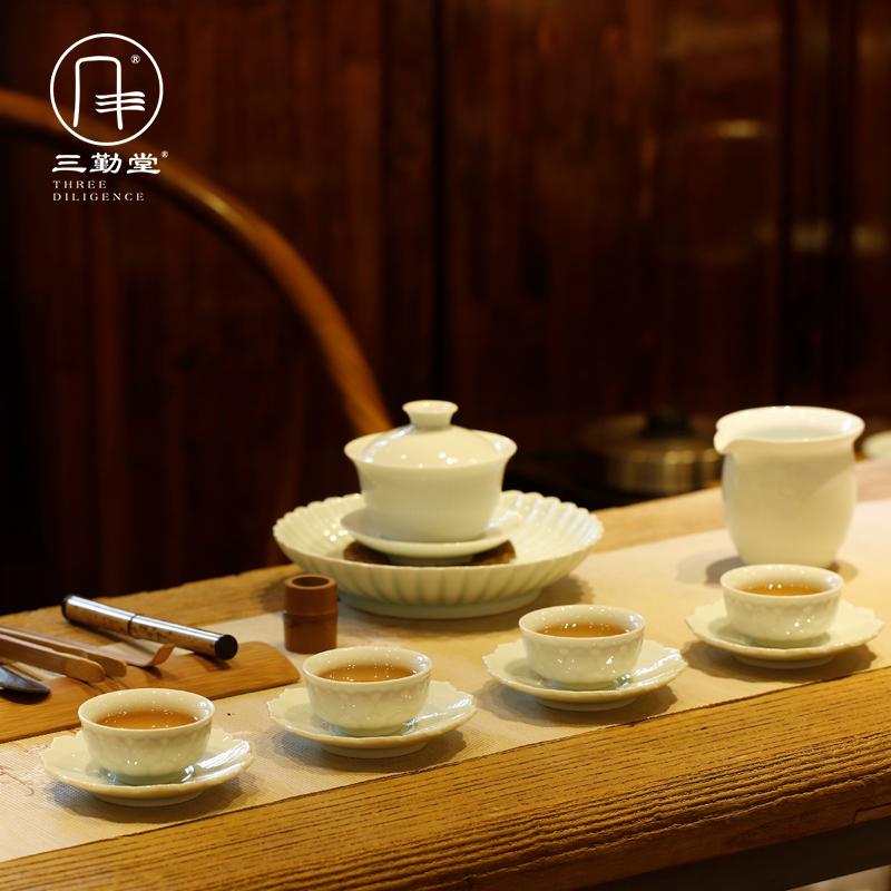 The three frequently jade porcelain sample tea cup small jingdezhen ceramic cups kung fu tea set, The second generation violet petals masters cup