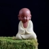 Zen tím cát nhỏ tu sĩ nhân vật trà trà bộ trà chơi thủ công gốm nhỏ Sha Mi phụ kiện nhà nhỏ đồ trang trí - Trà sứ