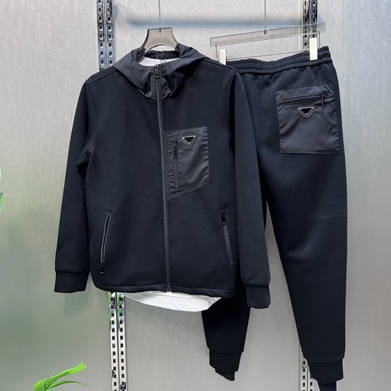 Spring new light luxury hooded casual suit men's fashionable zipper pocket trendy versatile sweatshirt and trousers two-piece set
Spring new light luxury hooded casual suit men's fashionable zipper pocket trendy versatile sweatshirt and trousers two-piece set