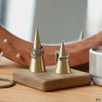 Shaft Years Brass Ring Torins Retro Shop Windows Showcase of Pendulum Clothing Shop Display Jewelry shelf Filmed Props