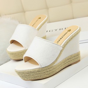 818-9 han edition rural wind high-heeled wedge bottom thick hemp rope weaving one word with contracted female cool slipp