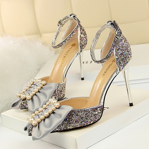 283-33 European and American wind high with hollow light mouth pointed sequins metal buckles pearl bow word and women sa