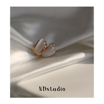 ND delicate and elegant cat eye stone small commute without pain mosquito coil dish without otolehole ear clip