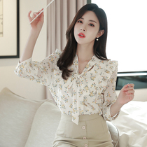 Three-point sleeve floral chiffon top 2021 spring and summer new bow shirt Korean version of the waist temperament foreign style shirt