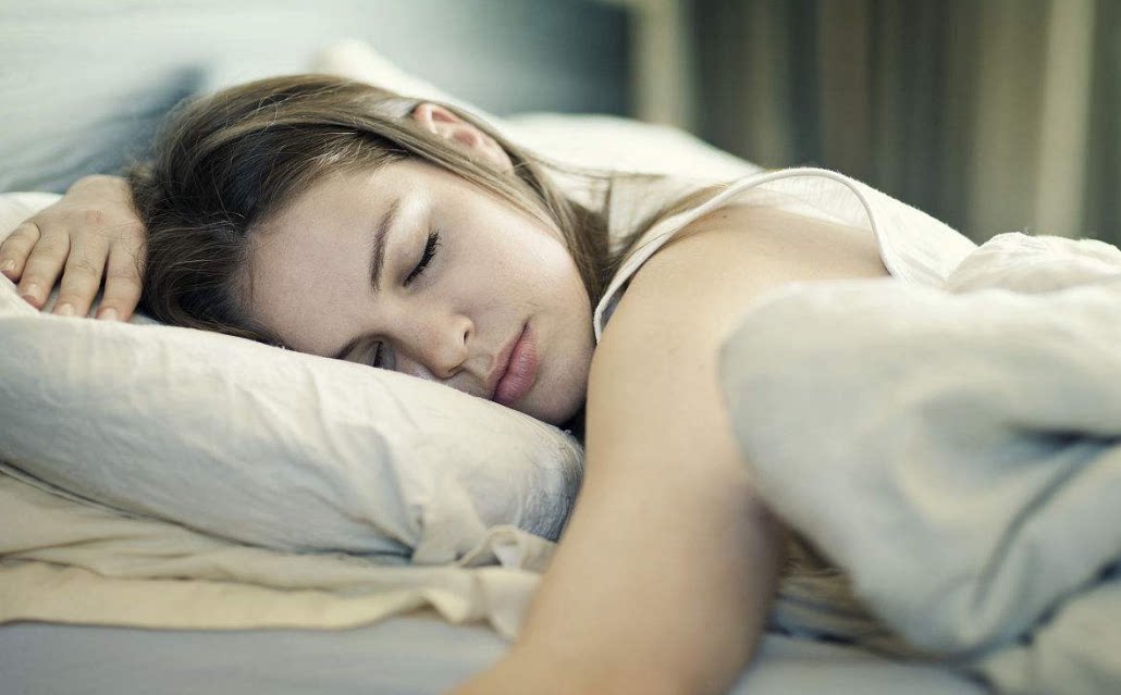 睡觉时头发摆放姿势大揭秘!你中招了吗?