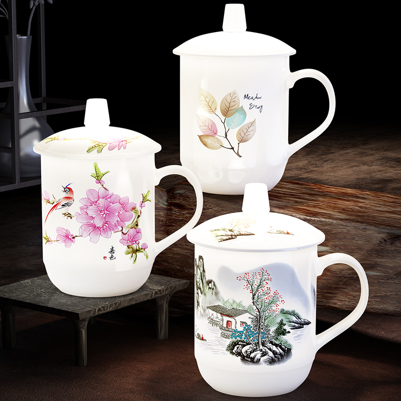 Jingdezhen ceramic cups with cover with handles mercifully cup with the personal special office hotel conference cup cup