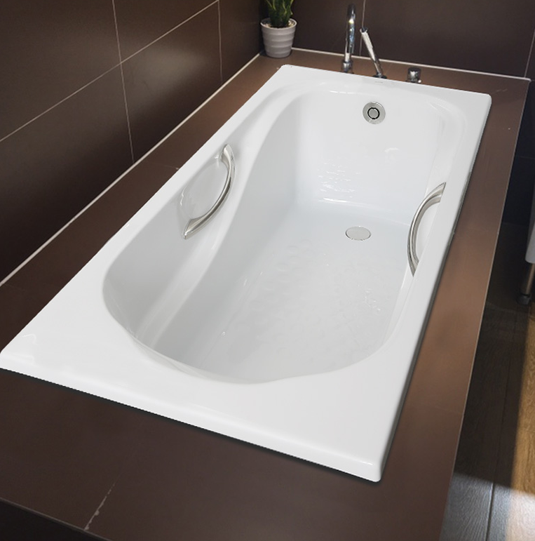 蜗居浴缸泡出美丽泡出健康