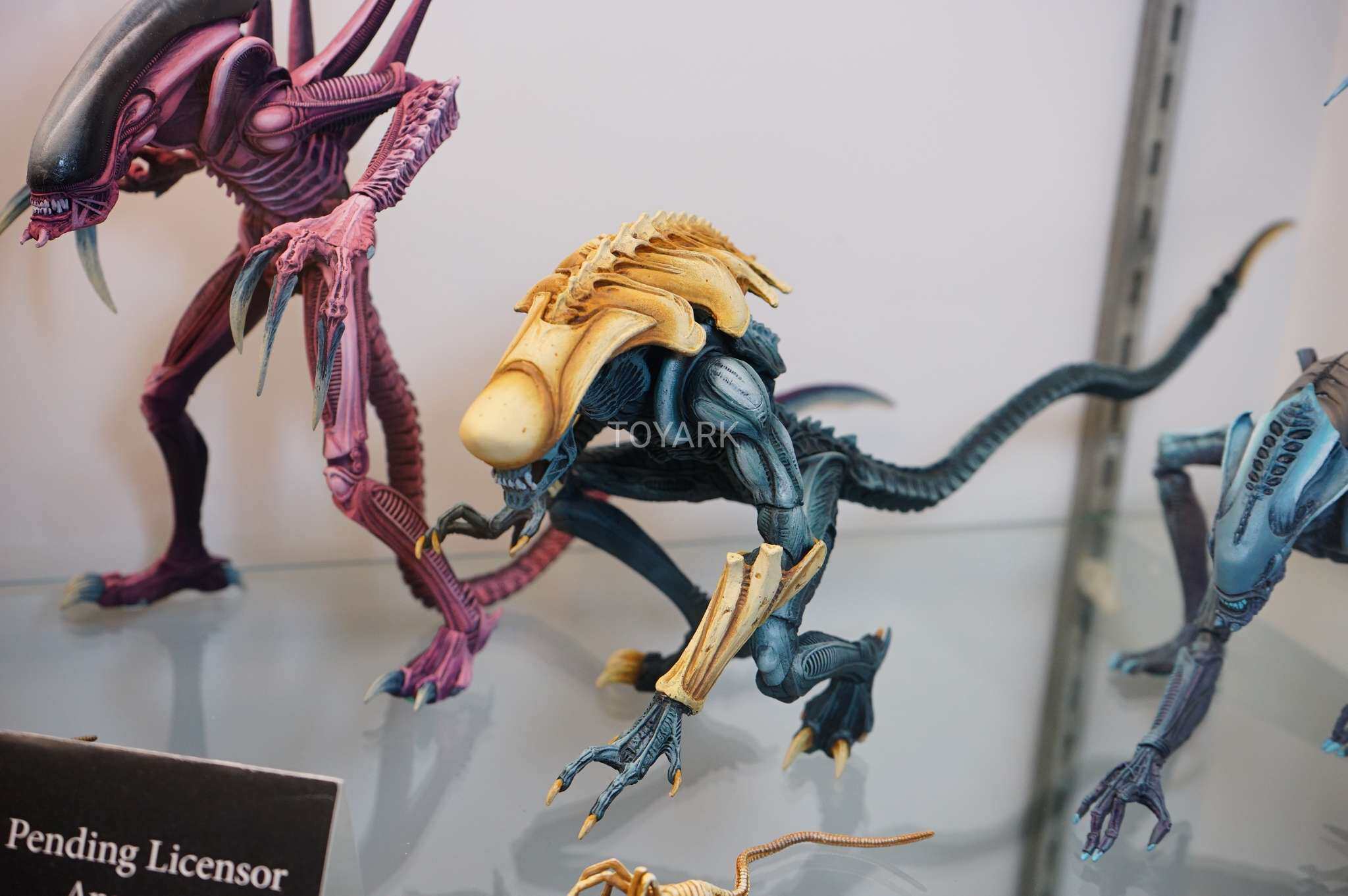 正版neca 51676 异形: 异形大战铁血战士 游戏版7寸模型手办摆件