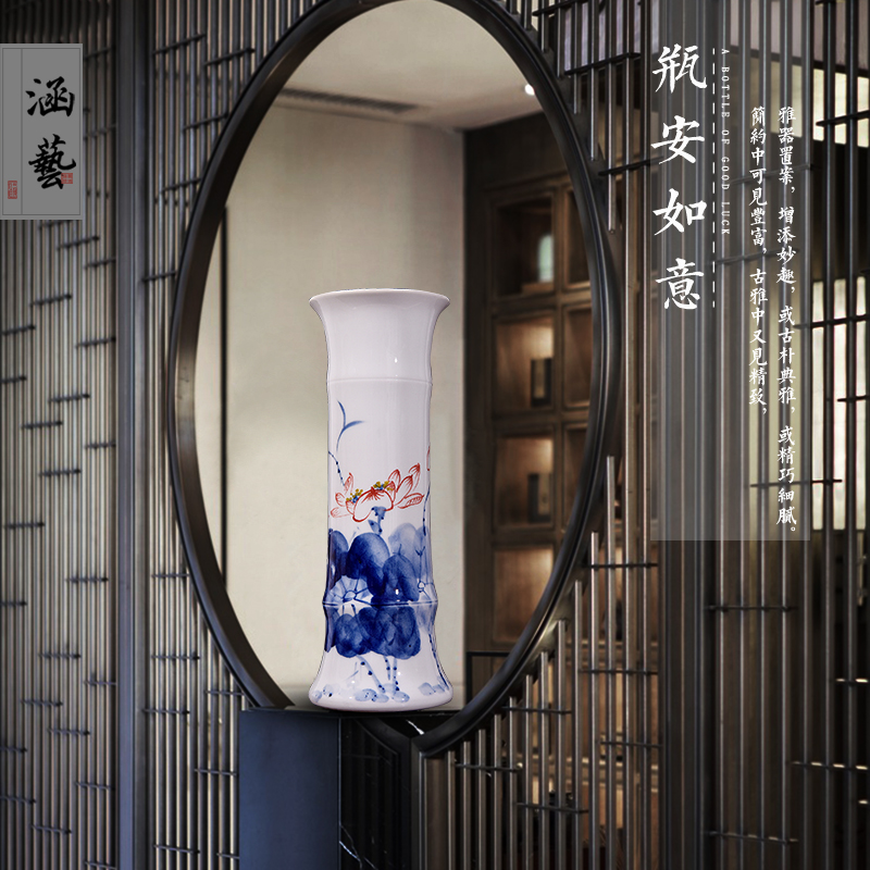 Jingdezhen blue and white porcelain painting Chinese checking flower vase furnishing articles sitting room porch decoration ceramics handicraft