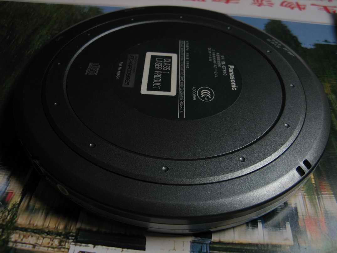 松下ct810算是个小全套吧,除了外包装和说明书等之外该有的都有.