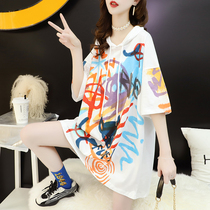 Hong Kong Loose Hood Medium T-shirt Female Summer Cartoon New Foreign Gas Reduction Short Sleeve Graffiti T-shirt Shirt