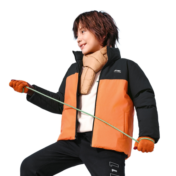 Li Ning boys and girls sports life series down jackets warm, comfortable, fashionable and versatile YYMU091
Li Ning boys and girls sports life series down jackets warm, comfortable, fashionable and versatile YYMU091