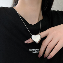 Peach Hearts Titanium Steel Necklace 2022 New womens Ins hip hop fashion personality Advanced lock bone chain netting Red not to fall color