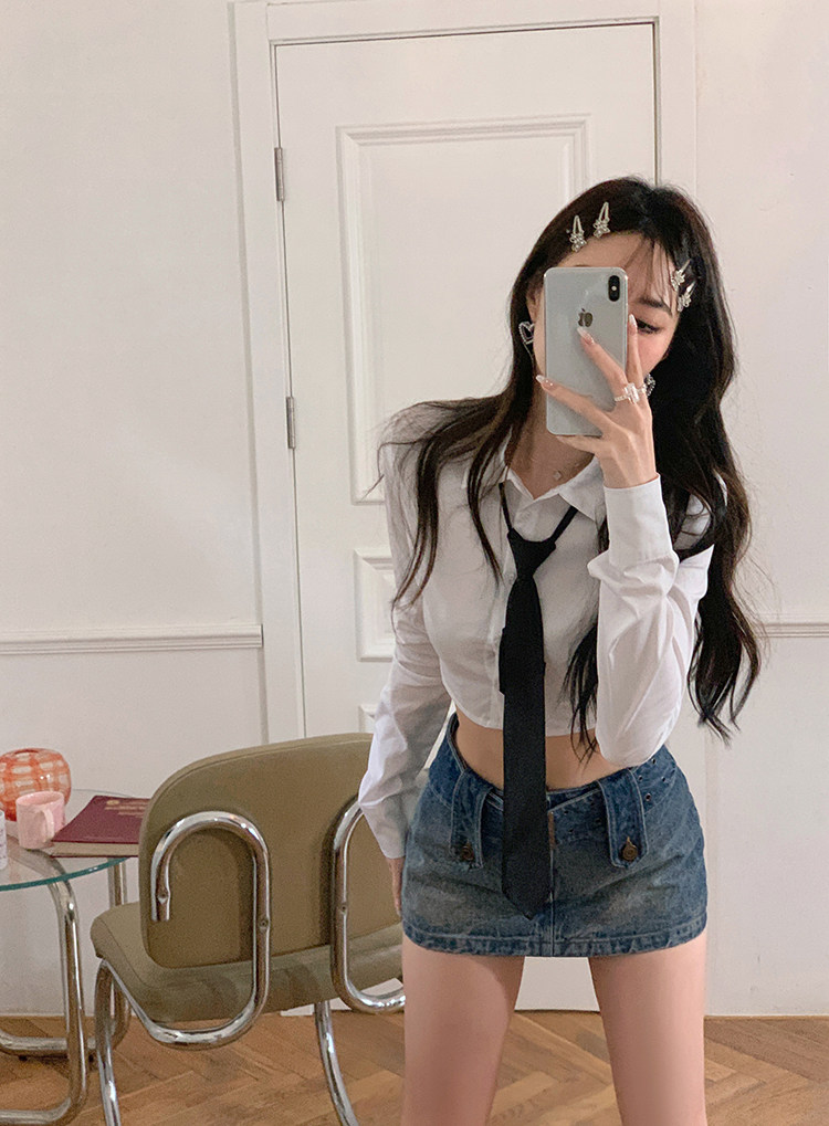 实拍2022夏装新款短款小心机露腰白jk衬衫女长袖盐系学院风潮6926