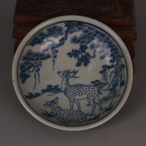 Ming blue and white Sika deer figure plate plate Antique antique antique antique old object Porcelain collection ornaments